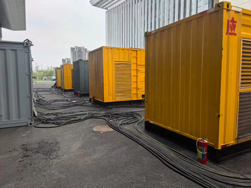 神农架柴油发电机组冬季保养有哪些注意事项？